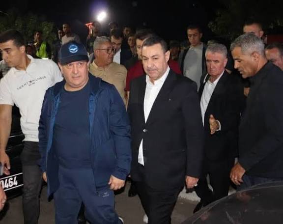 الوزير الأول يزور مناطق الحرائق ويتابع عمليات الإخماد ميدانيا