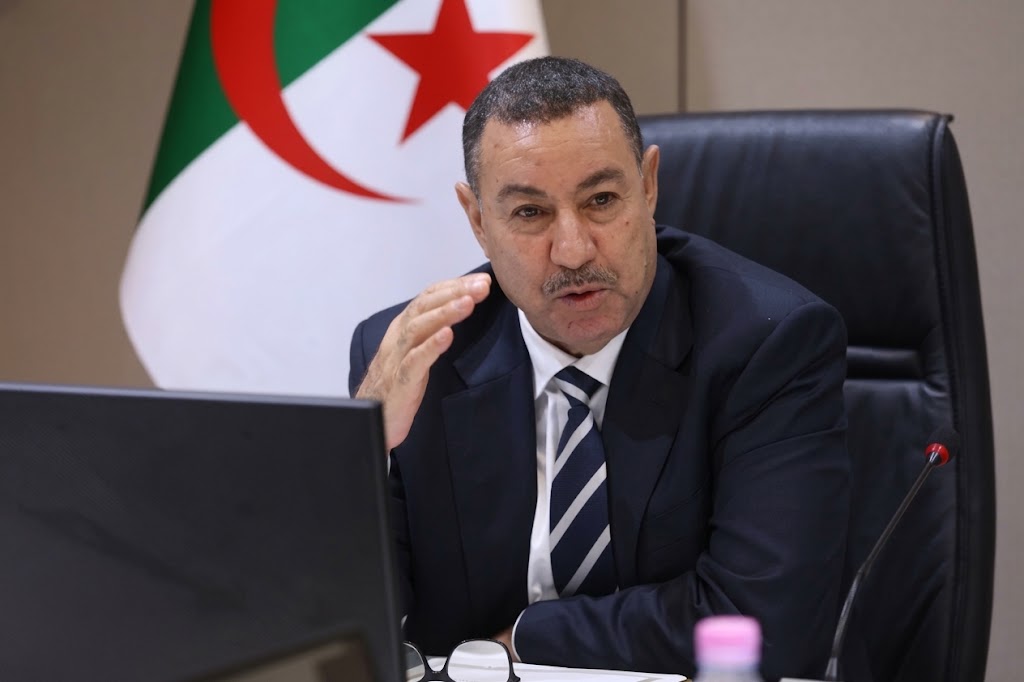 تنصيب يوسف رومان أمينًا عامًا لوزارة الداخلية