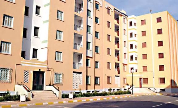 وزارة السكن تواصل توزيع مشاريعها السكنية في مختلف الولايات