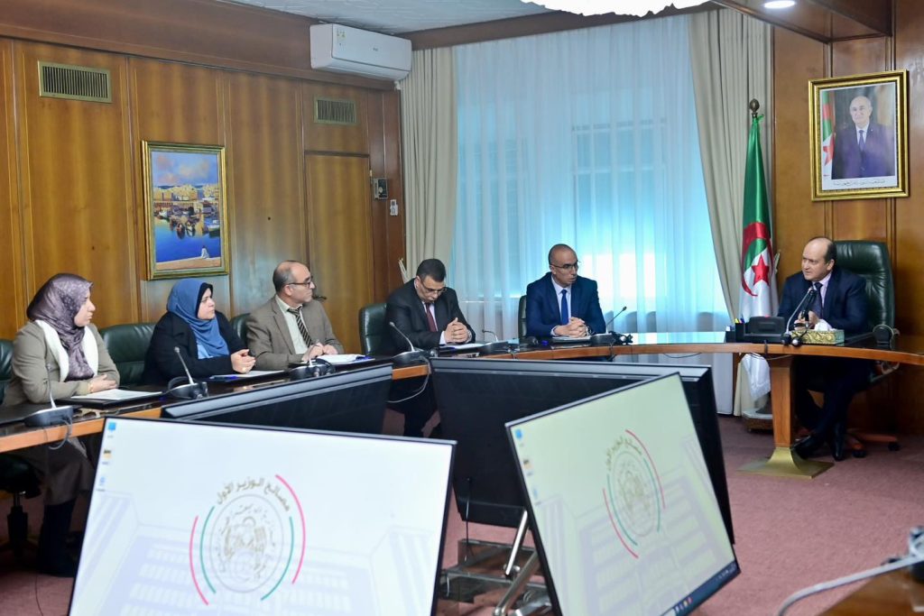 الوزير الأول ينصب كمال أوقاسي مديراً عاماً للديوان الوطني للإحصائيات