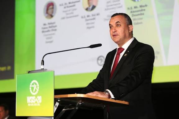 زروقي: إطلاق الجيل الخامس ثمرة إرادة سياسية وعامل محوري لعصرنة الخدمة العمومية