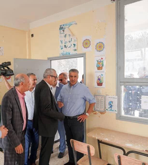وزير السكن يتنقل إلى جيجل ليتابع شخصيا اجراءات التكفل بالأضرار والمتضررين من الحرائق