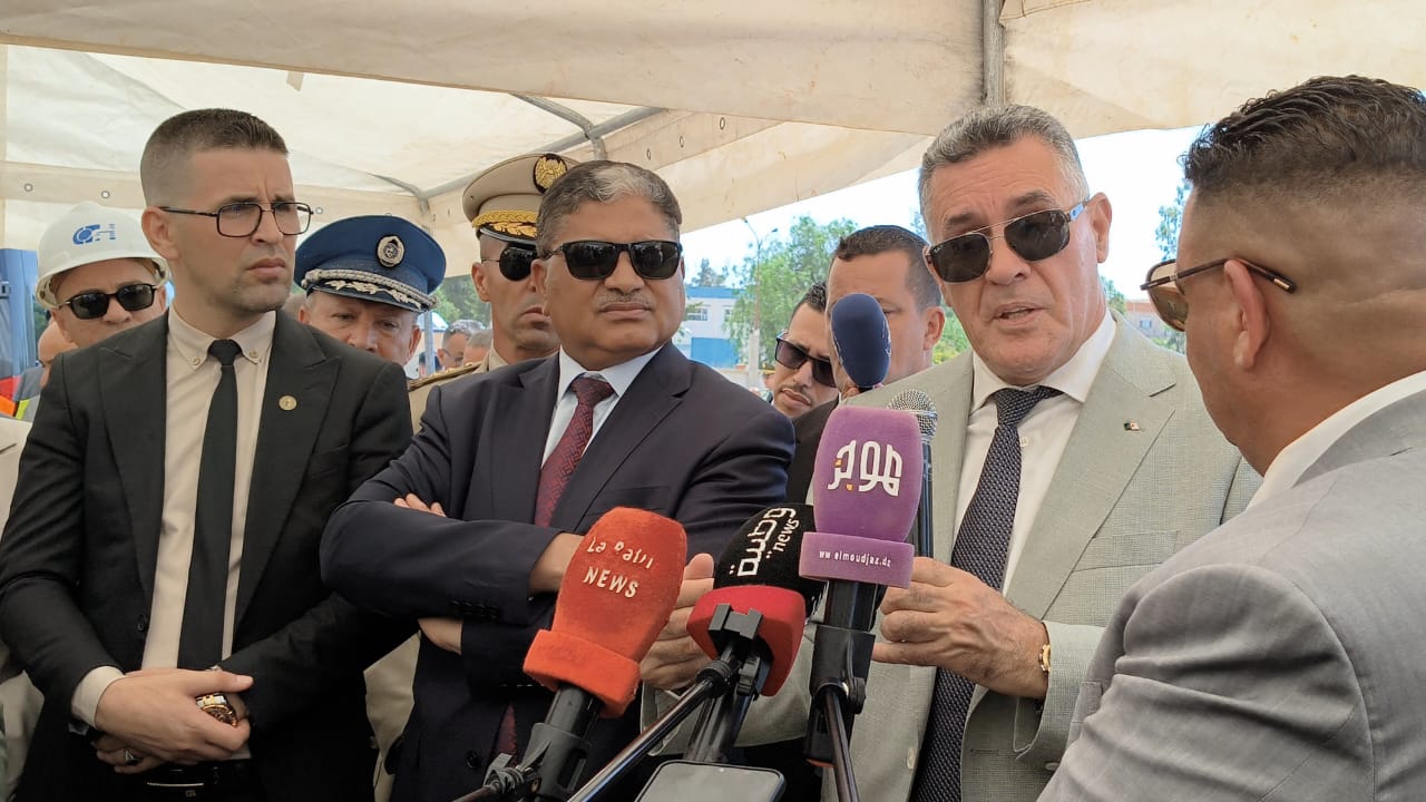 وزير الري يضع مشروع تأمين مياه الشرب بسعيدة حيز الخدمة
