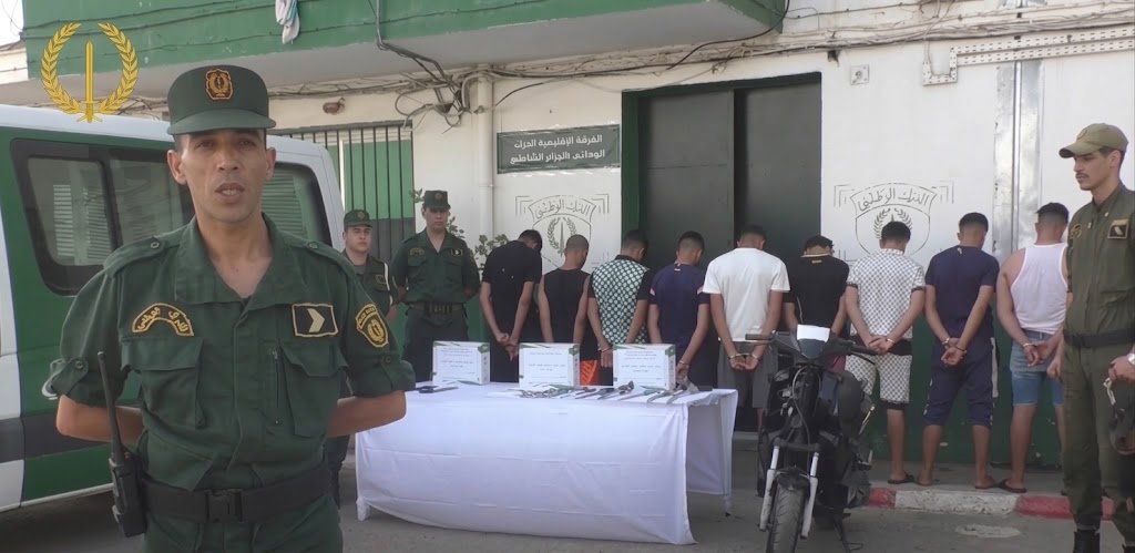 الجزائر العاصمة.. توقيف 10 مشتبه فيهم في قضية عصابة أحياء