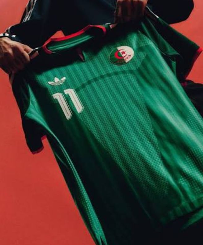 رسميا.. المنتخب الوطني يختار القميص الأخضر للعب أمام الأرجنتين