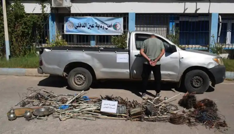 حجز قنطار من النحاس والكوابل المسروقة وتوقيف سائق مركبة بعين الدفلى