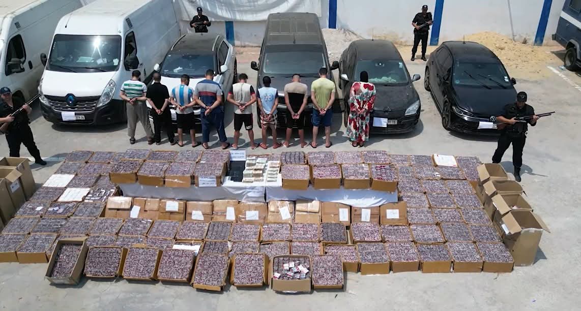 الجزائر العاصمة: توقيف 9 أشخاص وضبط أزيد من 02 مليون قرص مهلوس