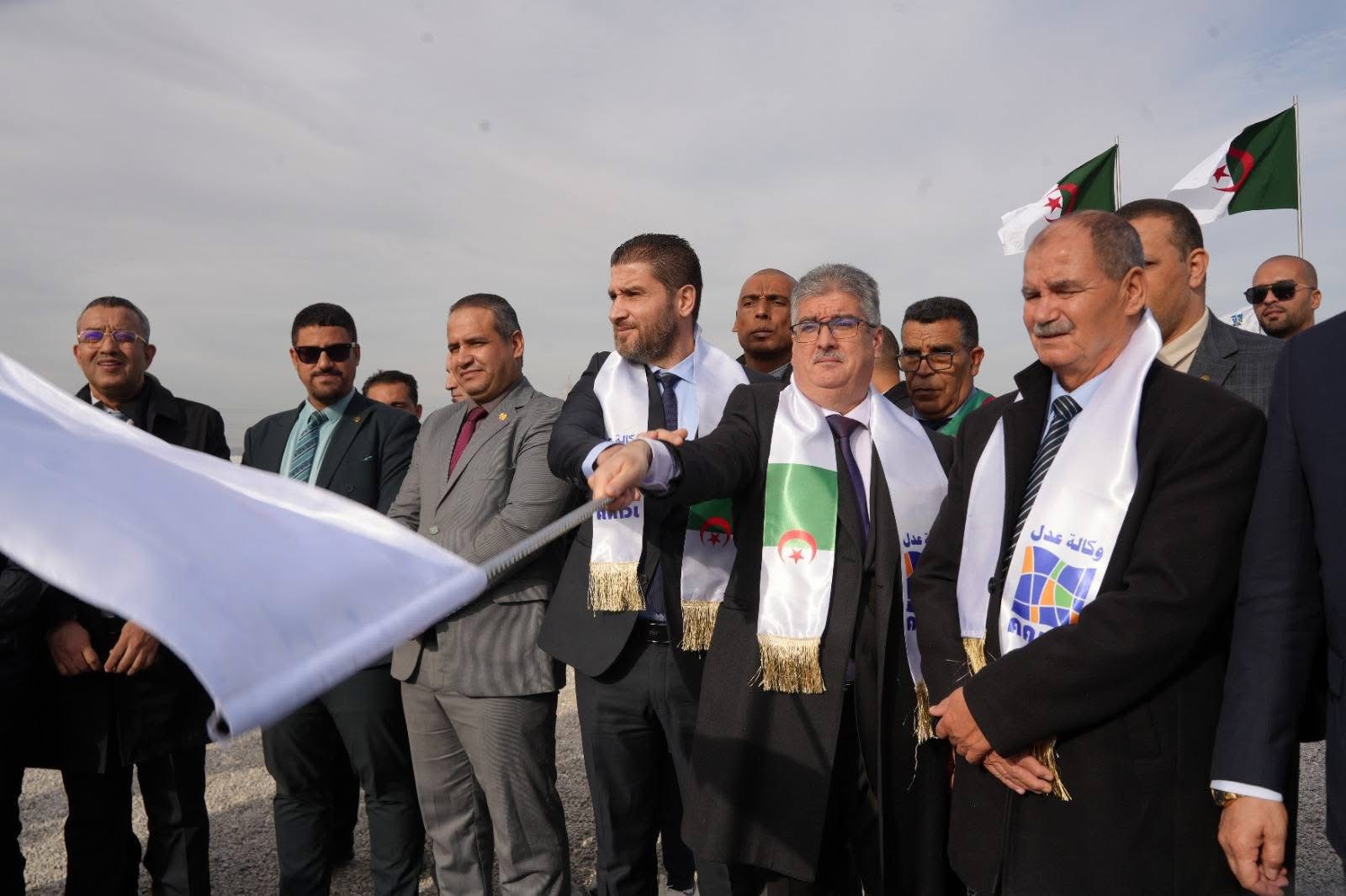 وضع حجر الأساس لمشروع 1500 وحدة سكنية بصيغة “عدل 3” في غليزان