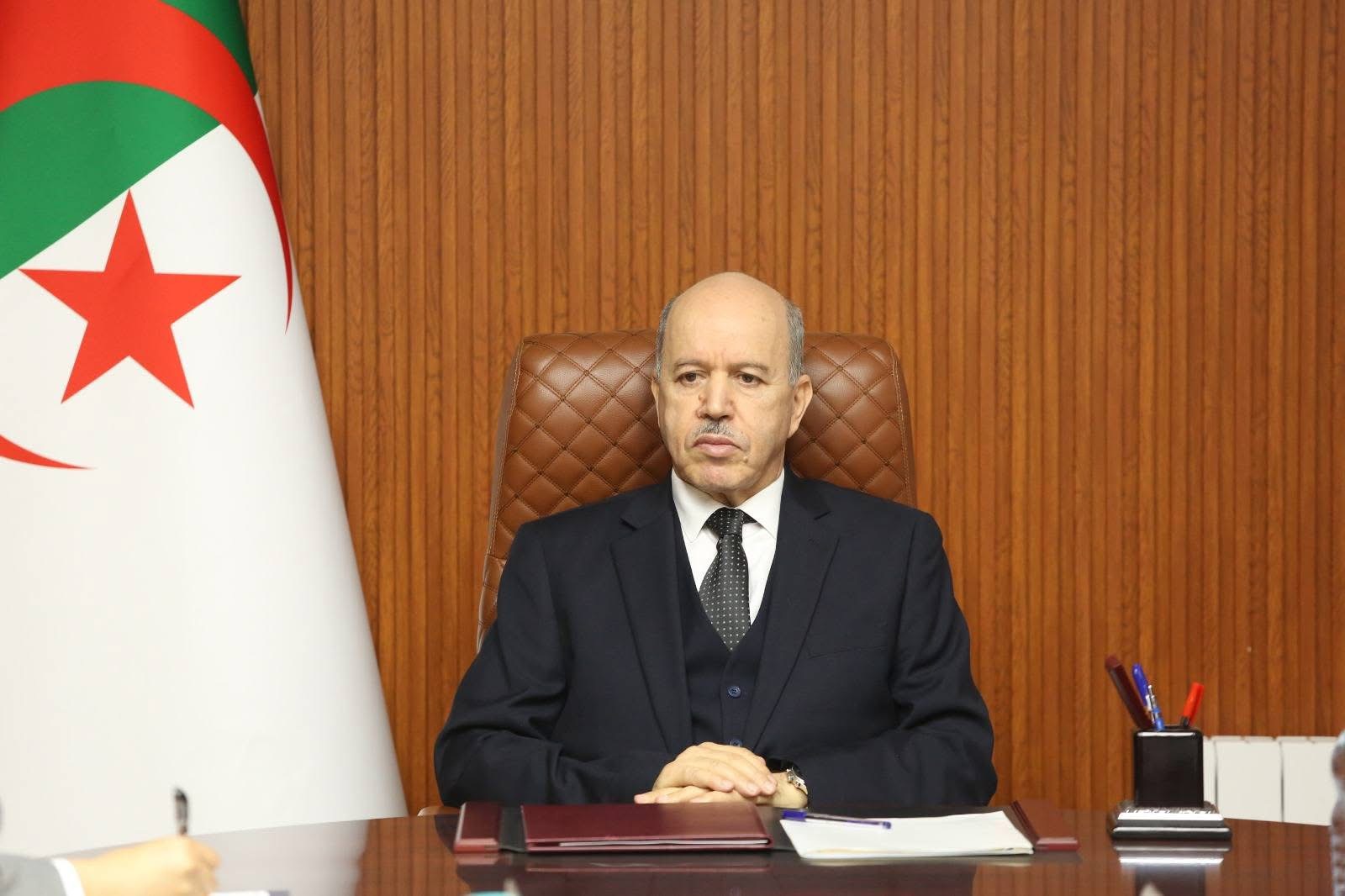 وزير العمل يؤكد تعزيز الدعم الاجتماعي للشباب بعد رفع منحة البطالة