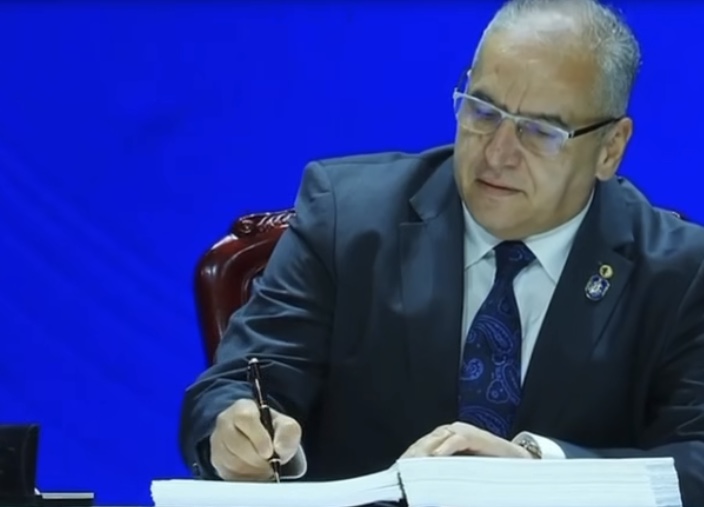 الجزائر توقع أول معاهدة أممية لمكافحة الجريمة السيبرانية بتكليف من رئيس الجمهورية