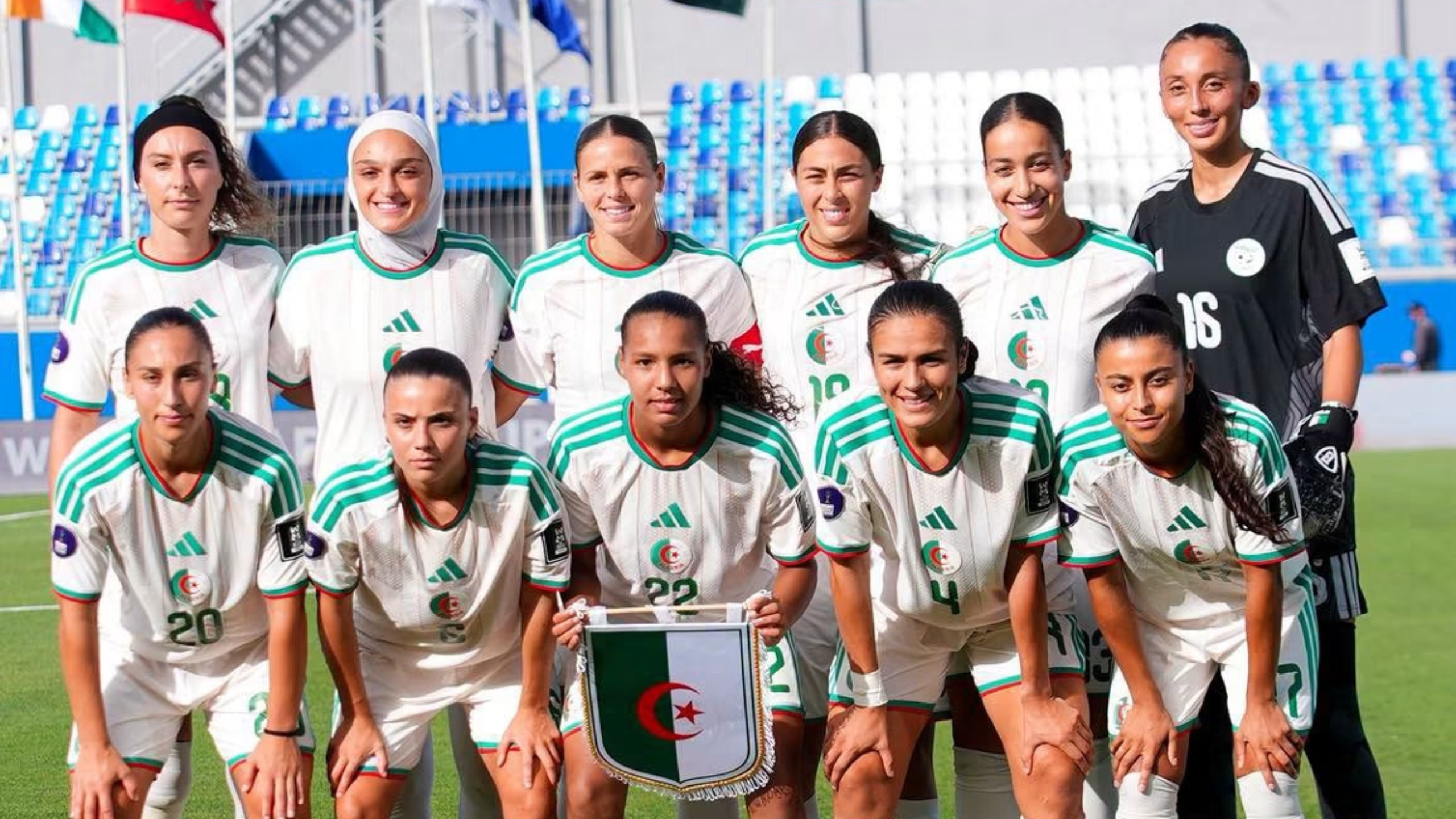 سيدات الخضر يتأهلن إلى نصف النهائي كأس أمم إفريقيا ويحجزن مقعدهن في مونديال البرازيل 2027.