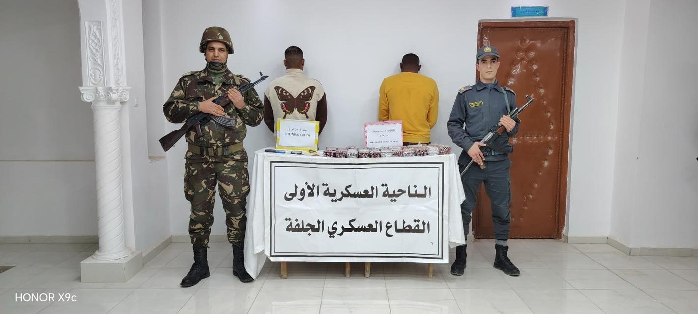 جمارك الأغواط: حجز قرابة 10 آلاف قرص مهلوس ” بريغابالين” على متن سيارة سياحية
