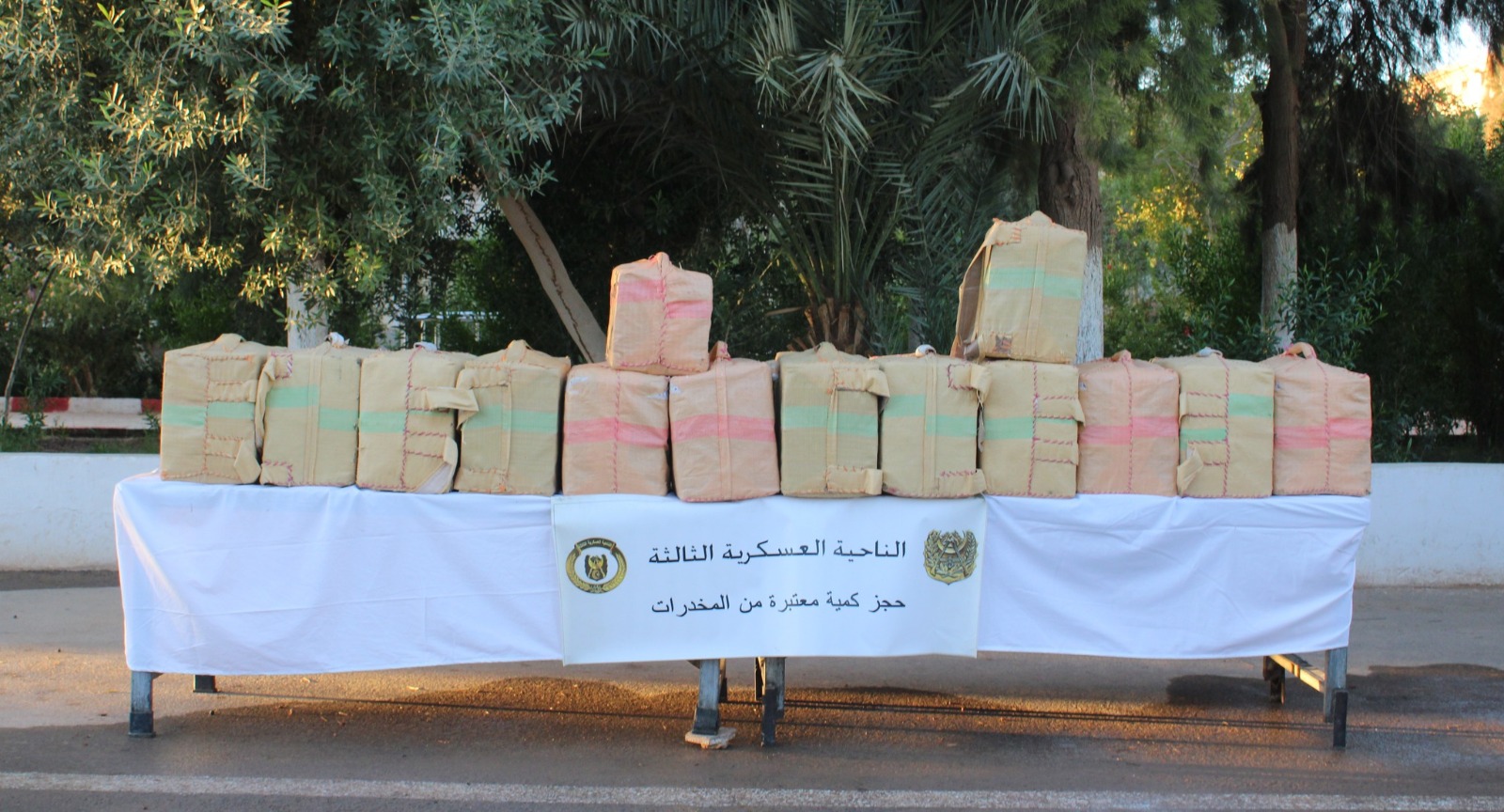 توقيف 40 تاجر مخدرات وإحباط محاولات إدخال أزيد من 3 قناطير من الكيف قادمة من المغرب