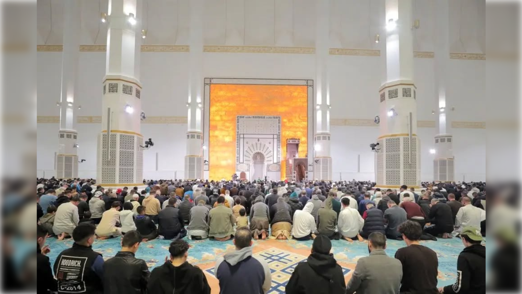 جامع الجزائر يضبط برنامجه الرمضاني لتعزيز القيم الدينية
