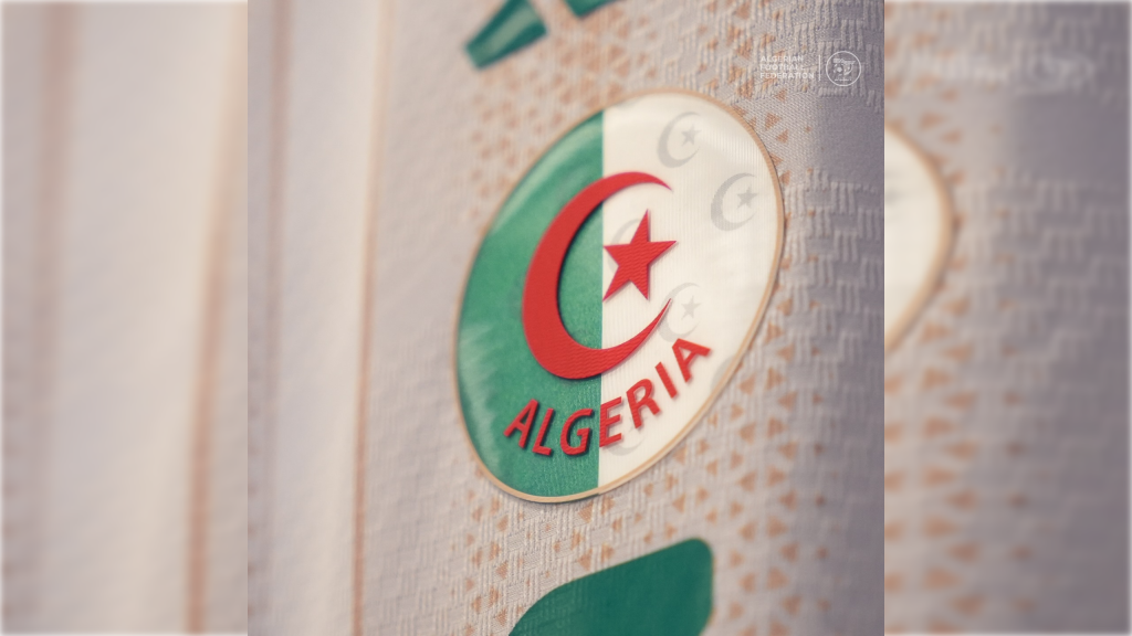 تشكيلة المنتخب الوطني لواجهة الأوروغواي