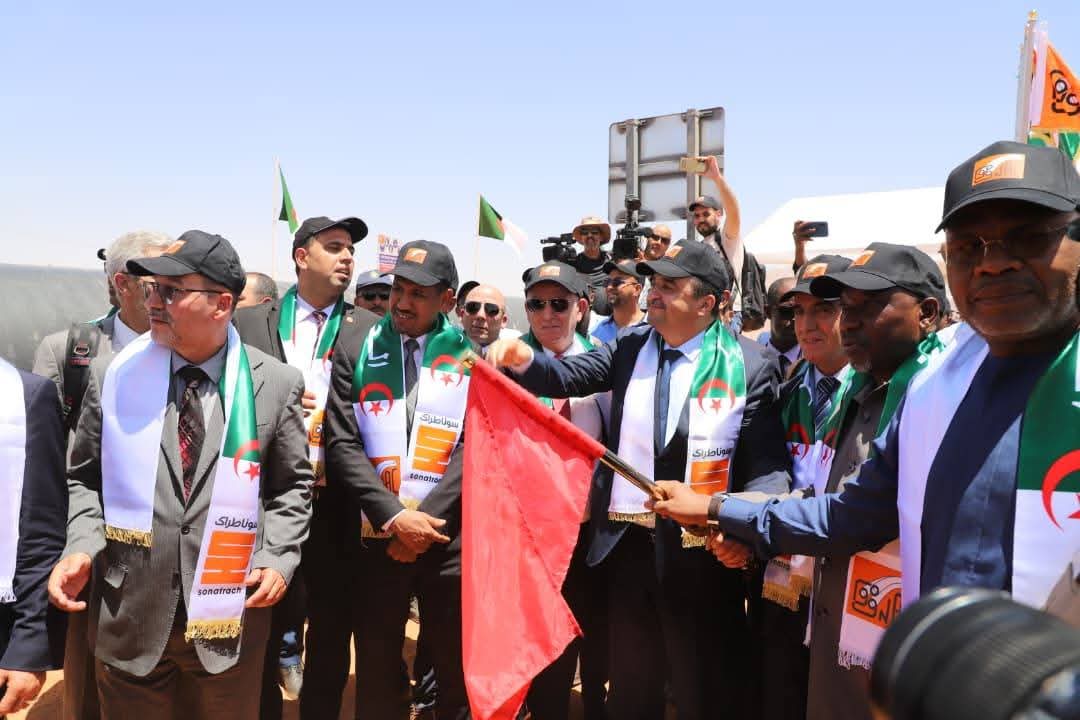 الإطلاق الرسمي لأشغال إنجاز الشطر الجزائري لمشروع أنبوب الغاز العابر للصحراء (TSGP) بأدرار