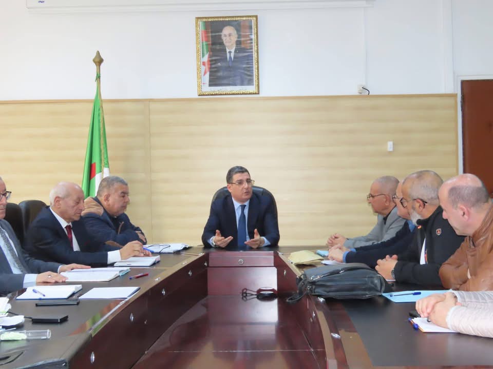 وزير الصحة يؤكد التزامه بتحسين أوضاع مهنيي الشبه الطبي