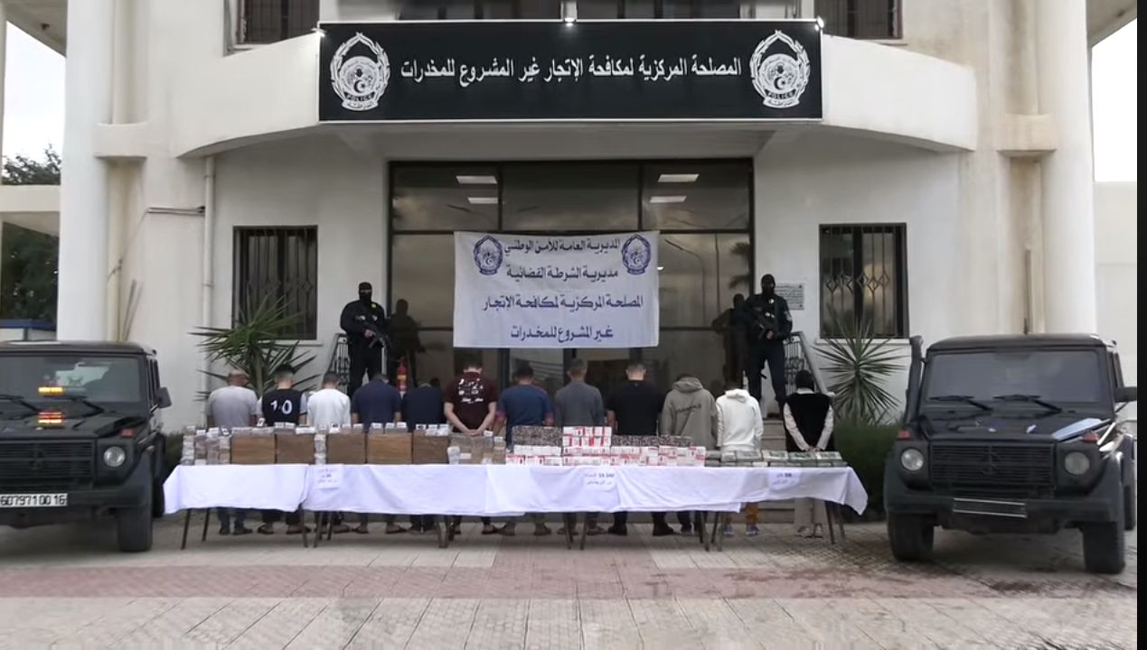 شل نشاط ثلاث شبكات إجرامية وحجز أزيد من 01 قنطار من الكيف المعالج و38 كلغ من الكوكايين
