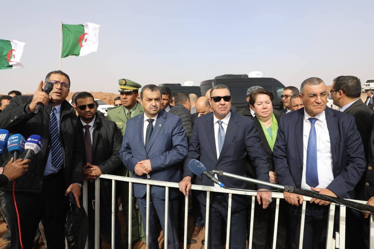غارا جبيلات.. وفد وزاري يُعاين مكان شحن أولى خامات الحديد عبر القطار