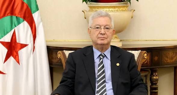رئيس مجلس الأمة يزور سفارة الجزائر في أكرا بغانا