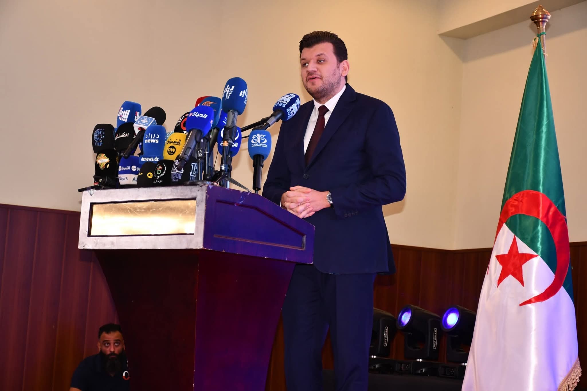 وزير الفلاحة: الجزائر تتوفر على فرص استثمار واعدة في الصيد البحري