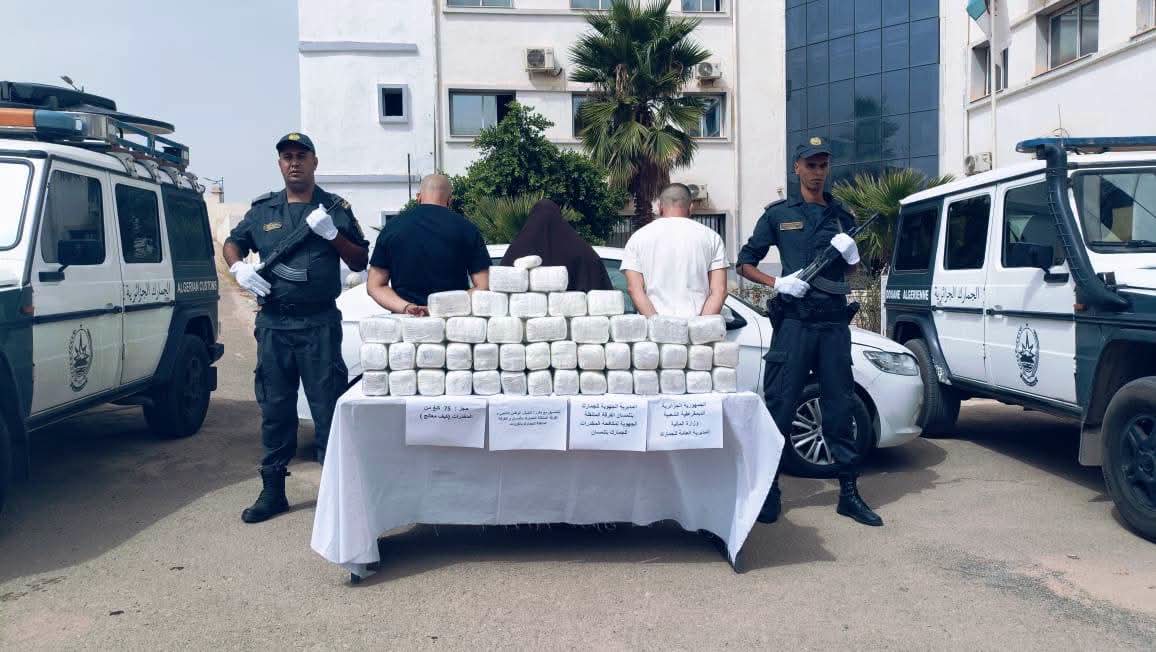 توقيف 03 أشخاص وحجز 75 كلغ من الكيف المعالج بولاية تلمسان