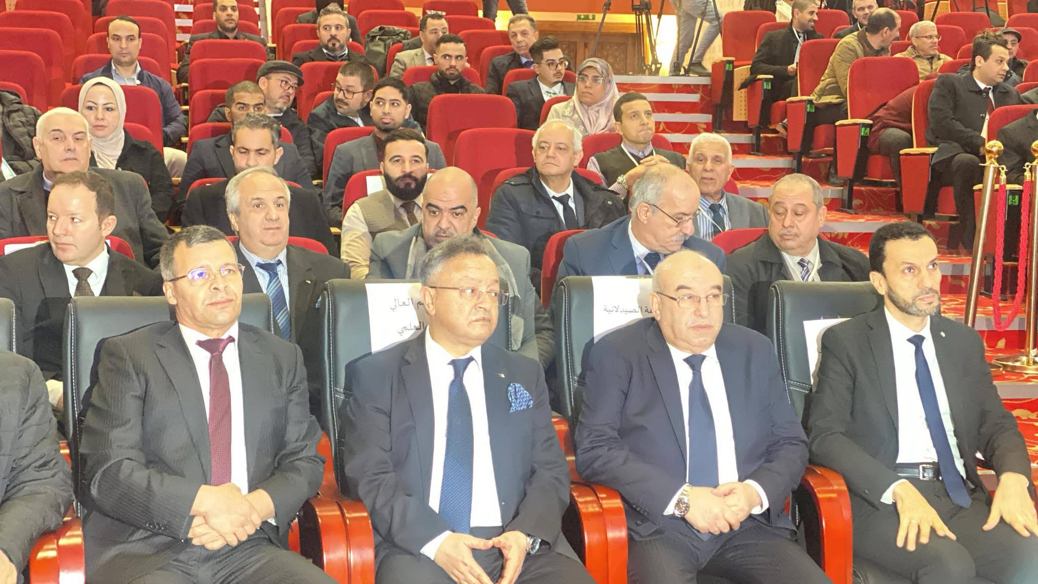 بداري يشرف على افتتاح الطبعة الأولى لصالون منتجات البرامج الوطنية للبحث