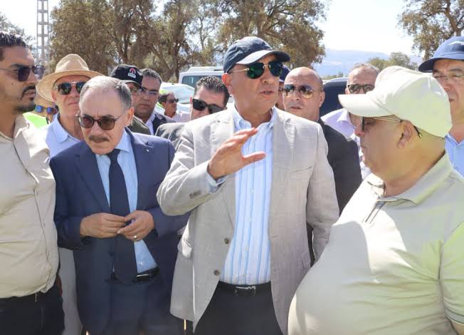 وزير الأشغال العمومية يعاين تقدم أشغال الخط المنجمي الشرقي بسوق أهراس