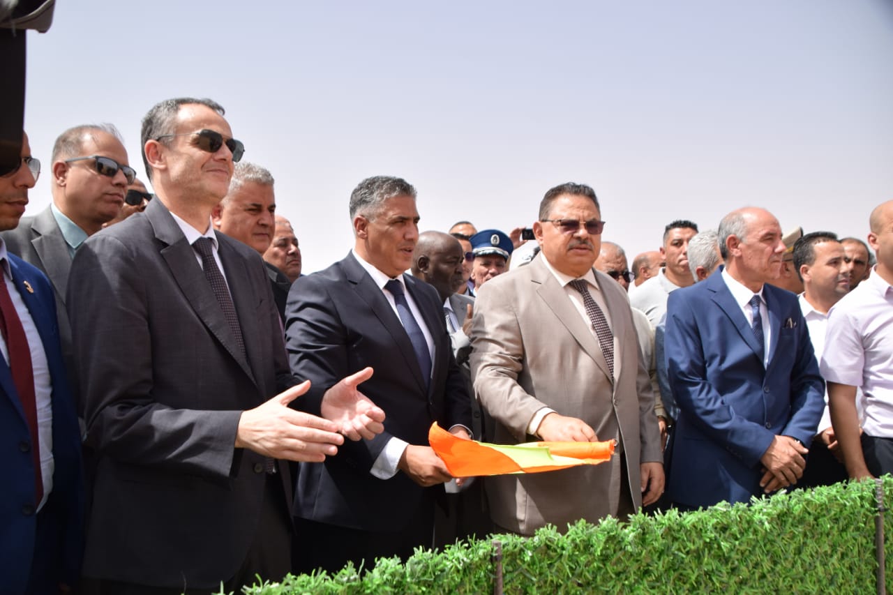 بشار/ وضع حجر الأساس لإنجاز ملعب جديد ببشار