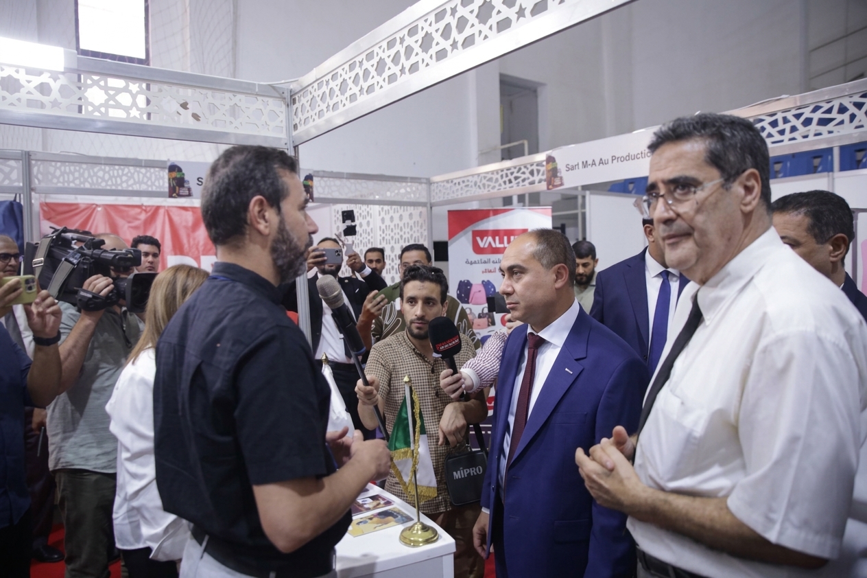 عنابة تحتضن أول معرض وطني للمستلزمات المدرسية