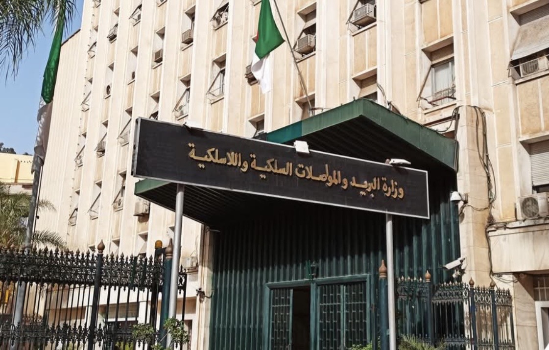 وزارة البريد تطبق دفتر شروط جديد لتنظيم خدمات البريد السريع ودعم التجارة الإلكترونية