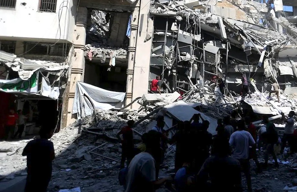 حركة “حماس” تعلن عن تسليمها للوسطاء ردها على خطة ترامب لوقف العدوان الصهيوني على غزة