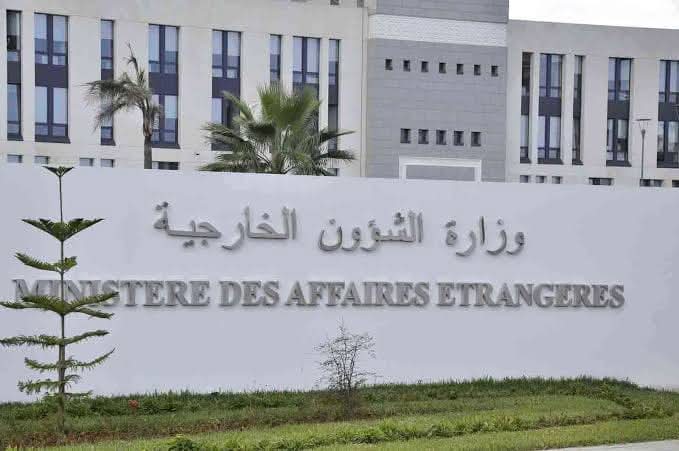 الجزائر ترد على باريس: جوازاتنا سيادية وتصريحات روتايو تعسفية