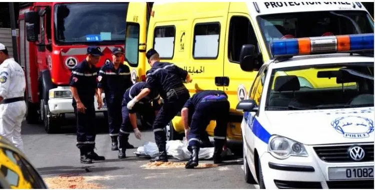 15 جريحا في انقلاب حافلة ببشار