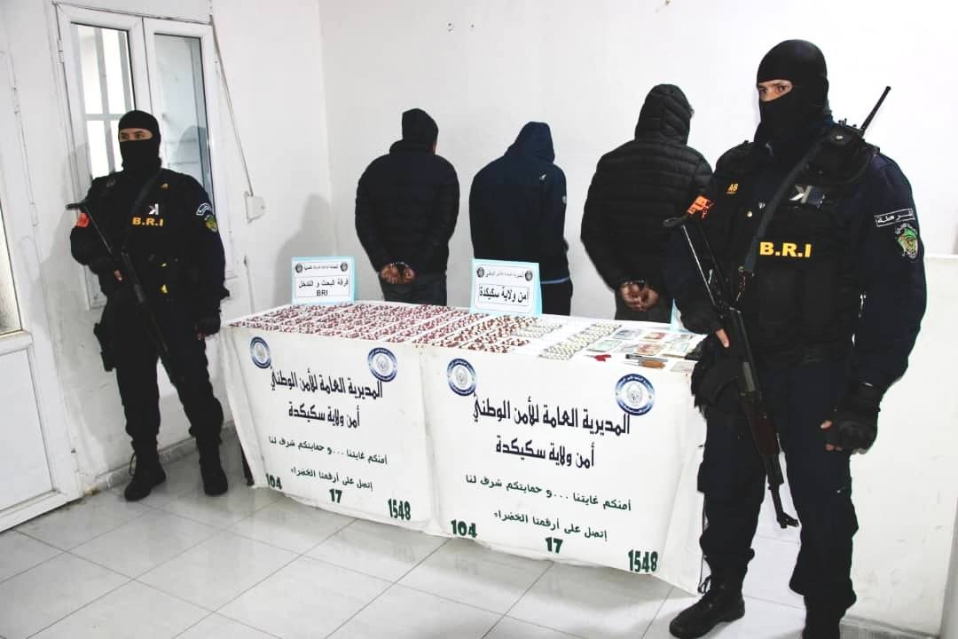 BRi سكيكدة تتدخل وتحبط صفقة لبيع المؤثرات العقلية بالمدينة وتطيح بالمتورطين