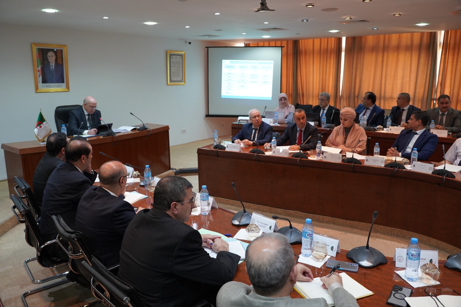 وزير الصناعة يأمر باستكمال مشروع رقمنة مجمع “ديفاندونس” قبل نهاية 2025
