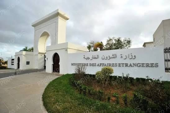 سفارة الجزائر بقطر تعلّق خدماتها القنصلية إلى إشعار آخر