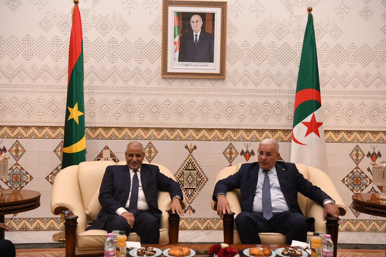 تحسبا لأشغال الدورة الأولى للجنة البرلمانية الكبرى “الجزائرية – الموريتانية”… بوغالي يستقبل نظيره الموريتاني عند حلوله بالجزائر