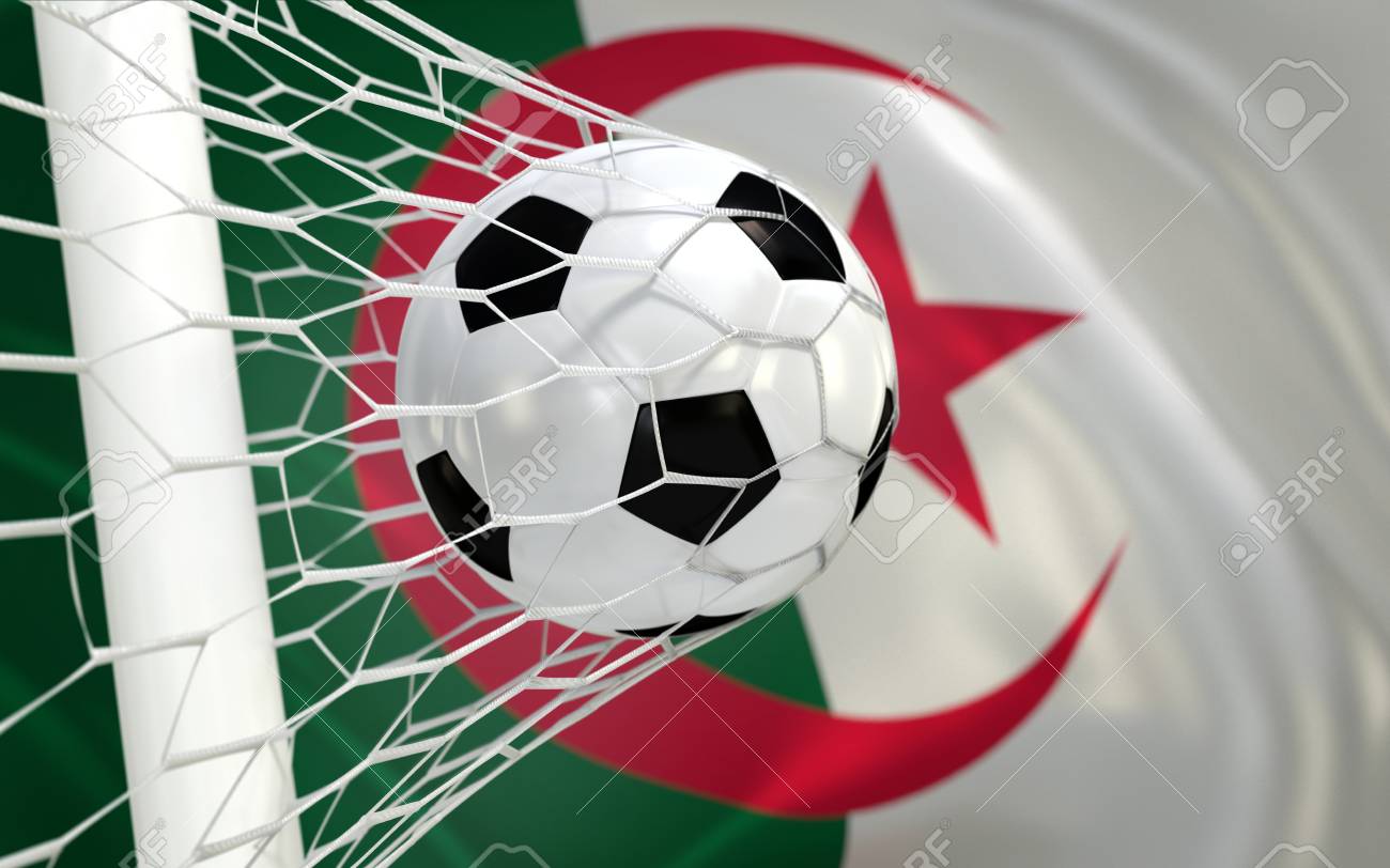 حكام من غانا لإدارة مباراة مولودية الجزائر أمام الهلال السوداني في الجولة الأولى من دور المجموعات
