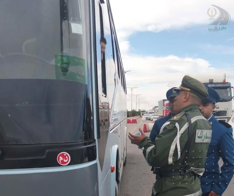 المجموعة الإقليمية للدرك الوطني بمعسكر تنظم حملة تحسيسية للوقاية من حوادث المرور