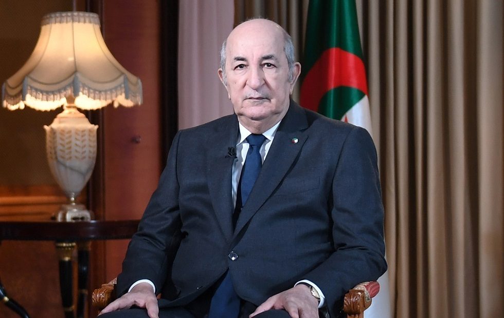 رئيس الجمهورية يرسم سيفي غريب وزيرا أول ويكلفه بتشكيل الحكومة