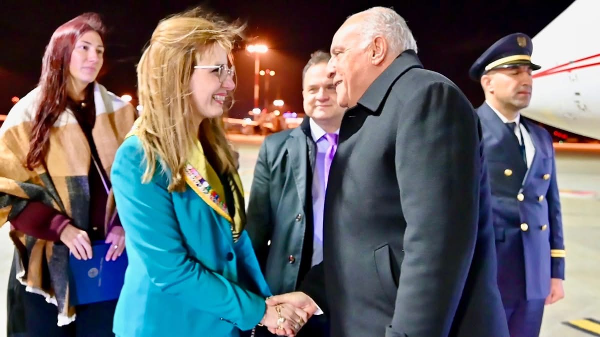 عطاف يقوم بزيارة رسمية إلى أثينا لتعزيز التشاور والتعاون بين الجزائر واليونان