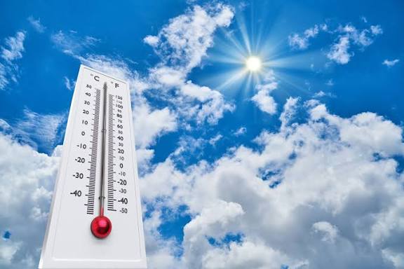 بعد تحسّن مؤقت في الطقس… منخفض جوي محمّل بالأمطار والثلوج يعمّ عدة ولايات