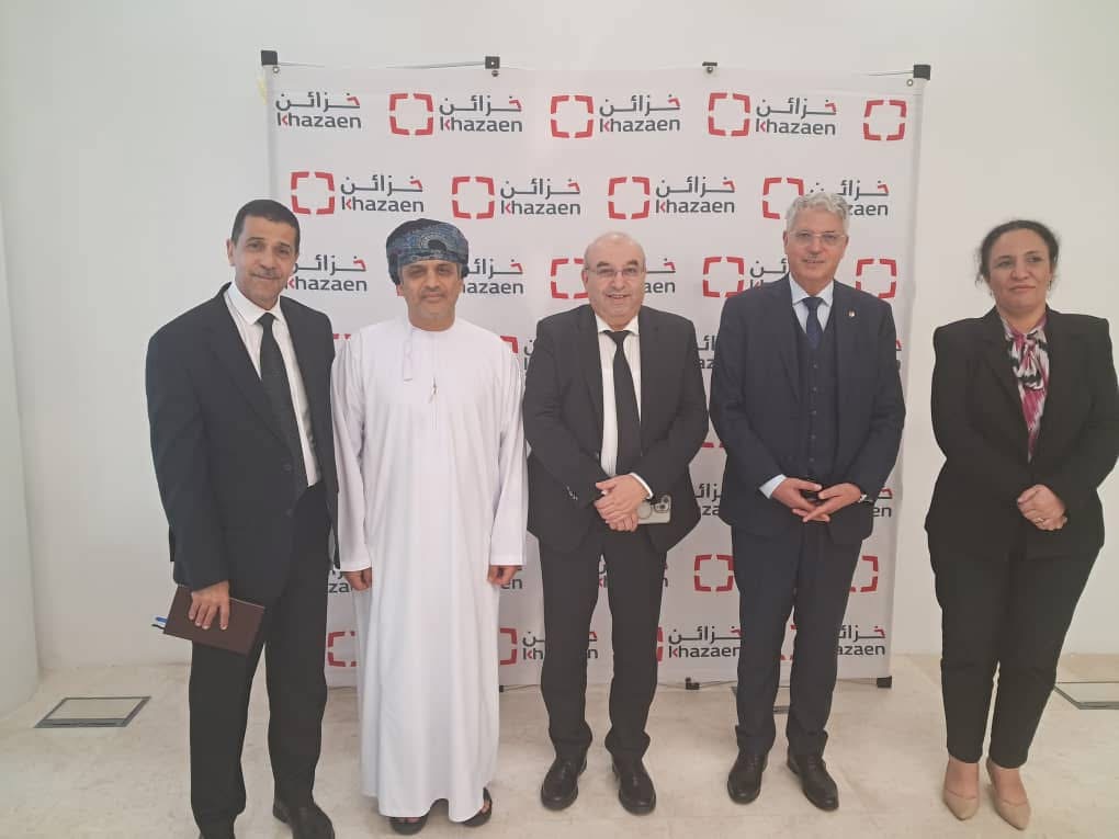 وزير الصناعة الصيدلانية يواصل زيارته إلى سلطنة عُمان ويبحث فرص شراكات استراتيجية