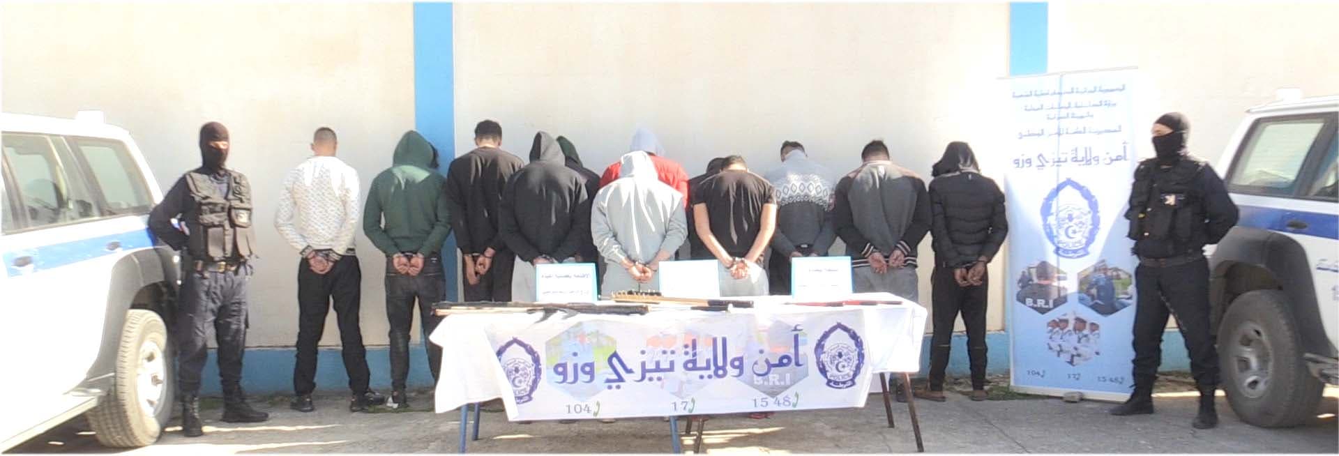 تفكيك عصابة أحياء وحجز أسلحة بيضاء بذراع بن خدة في تيزي وزو