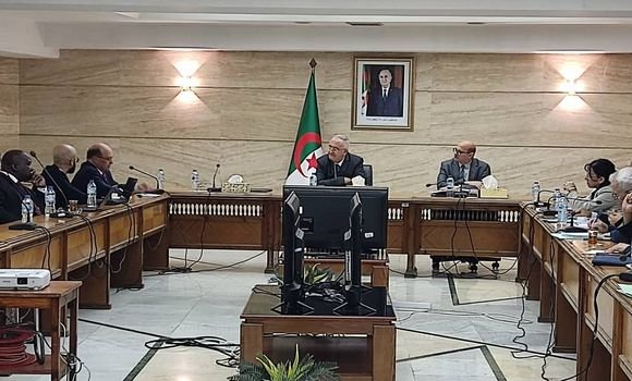 مالية: السيد فايد يترأس بالجزائر الاجتماع التقني لافتتاح بعثة صندوق النقد الدولي