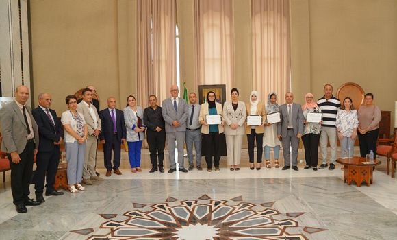 وزيرة الثقافة تشرف على تسليم شهادات تأهيل لمهندسين معماريين مختصين في المعالم والمواقع المحمية