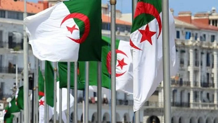 أحزاب سياسية تستنكر التحامل الخطير للحكومة الانتقالية بمالي وتؤكد دعمها المطلق للموقف السيادي للجزائر