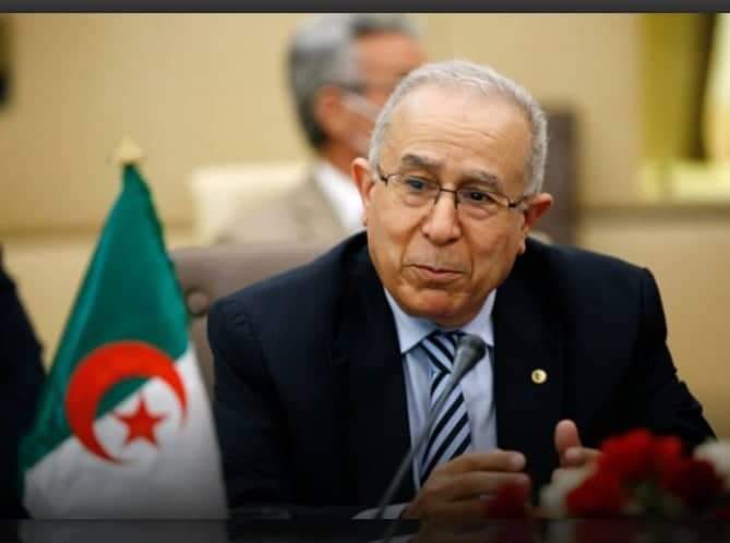 تأكيد لعمامرة على دور الجزائر في تعزيز مكانة إفريقيا في الساحة الدولية