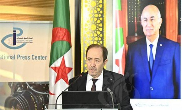 بلعابد يجدد التأكيد على القرارات التاريخية لرئيس الجمهورية من أجل ترقية المدرسة